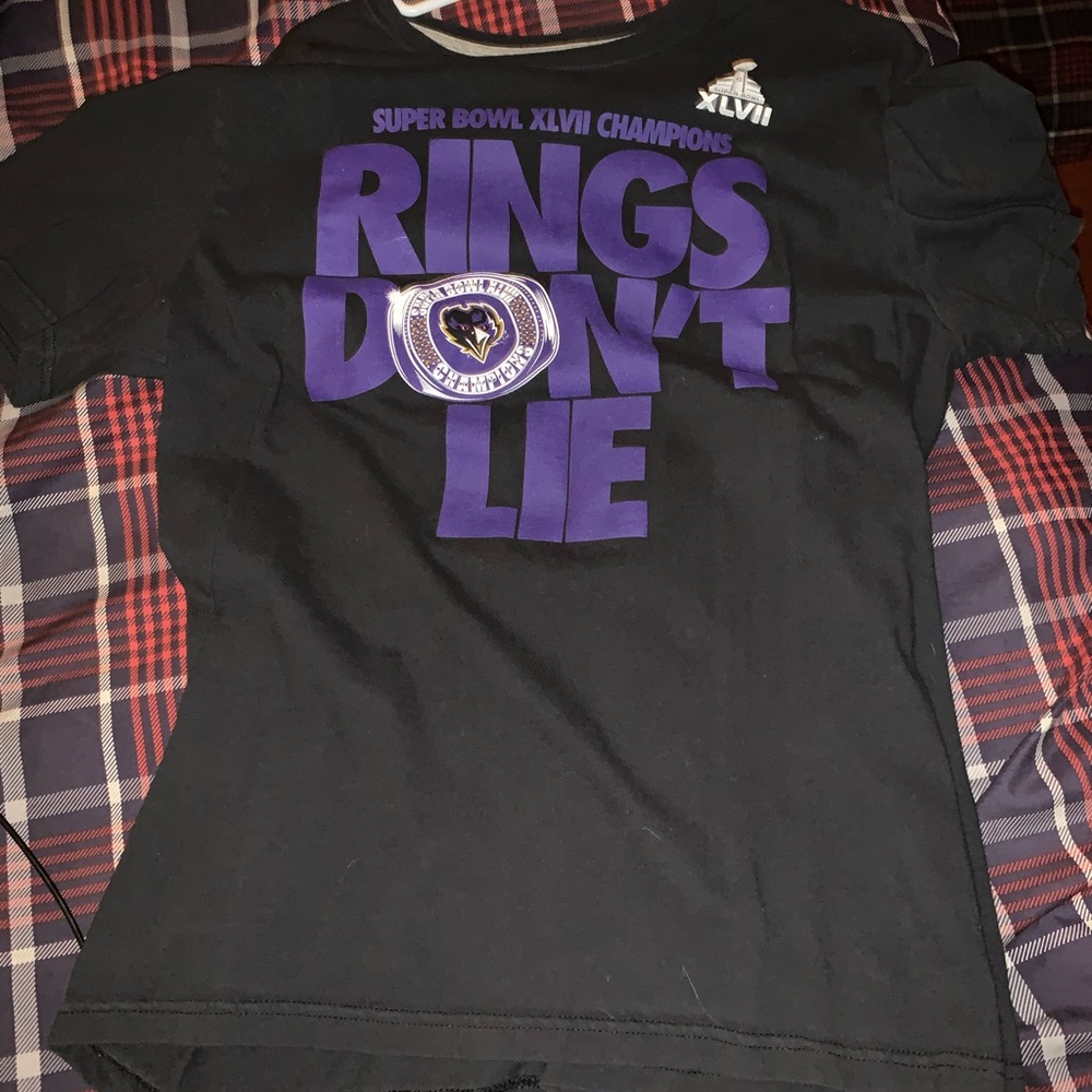 Nike large ravens shirt